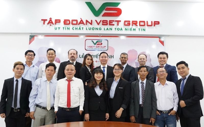 Tập đoàn VsetGroup